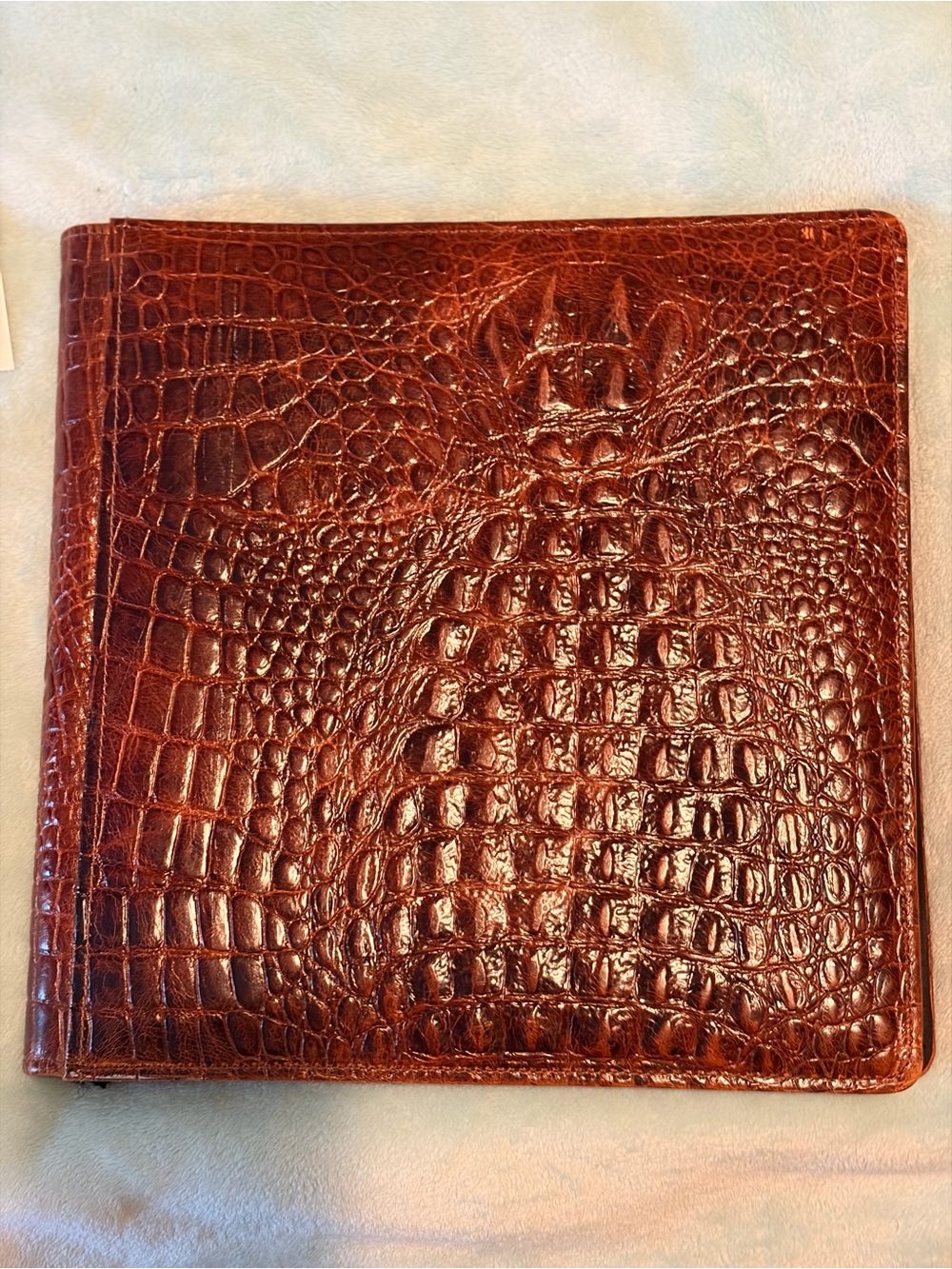Men's Croc-Embossed Leather Wallet in Chestnut Brown